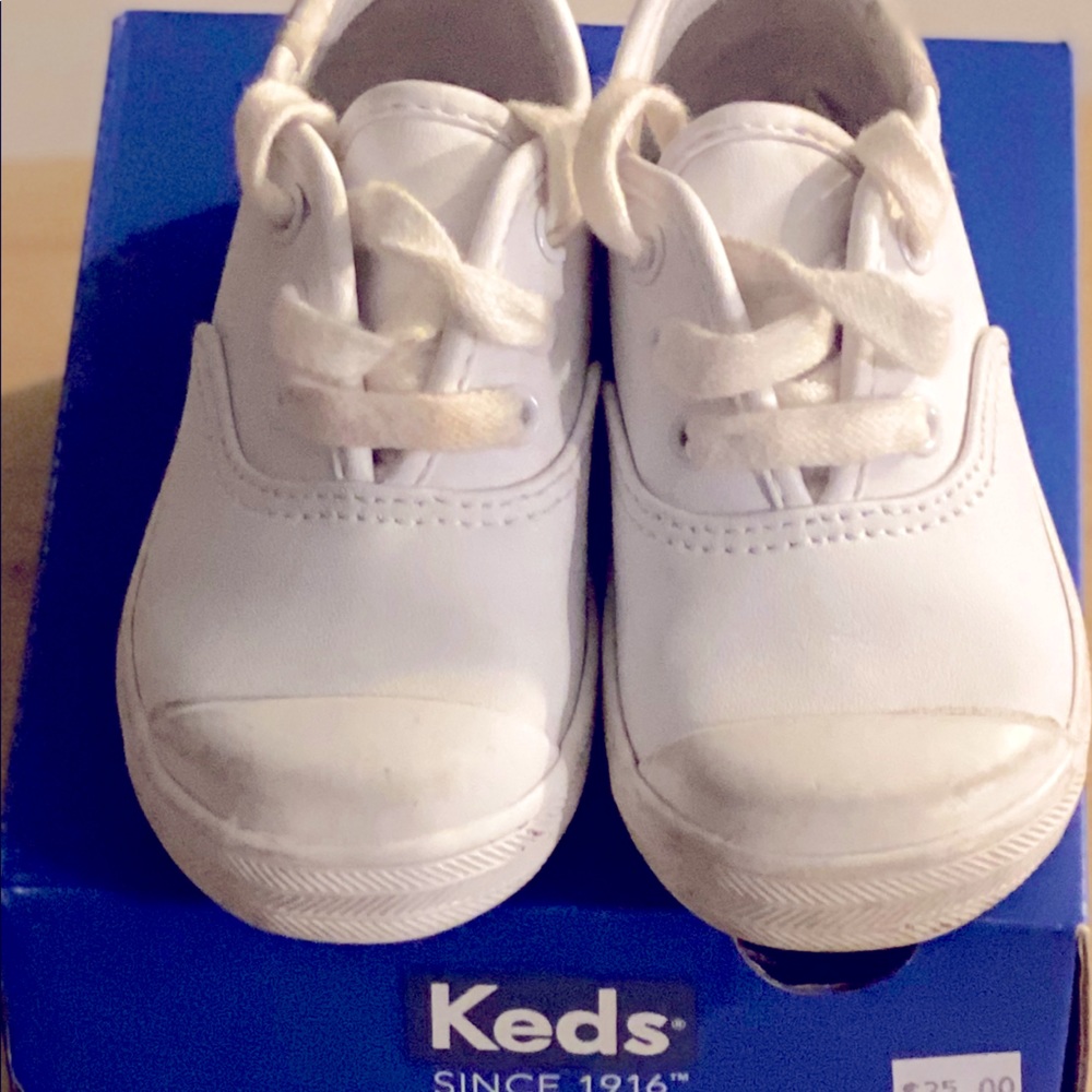 White leather lace up Keds